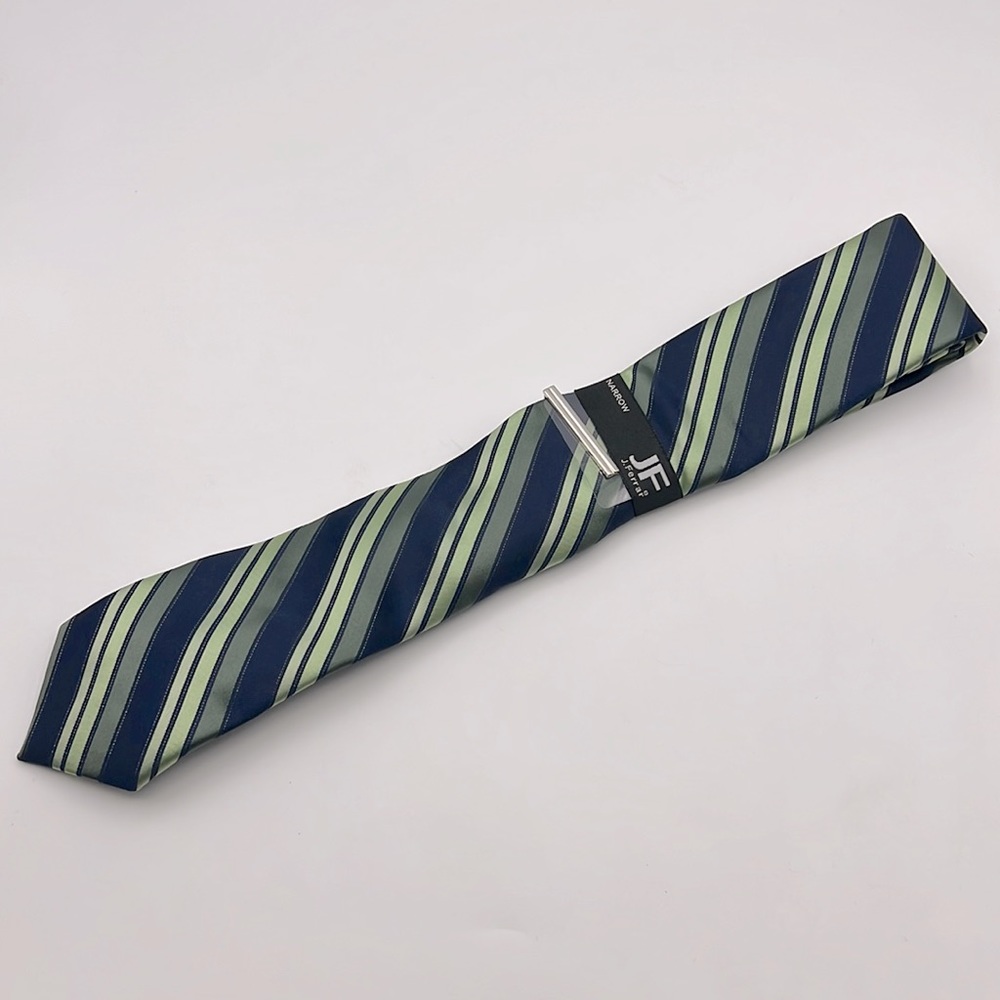 jf j.ferrar. Tie. New with tags.